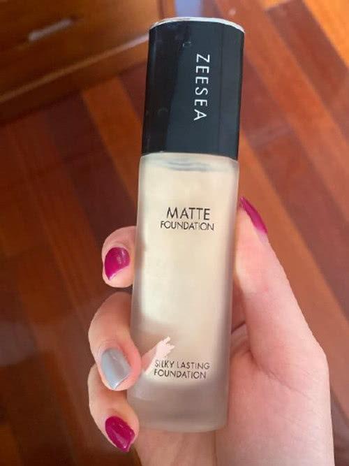 国产遮瑕粉底液测评视频