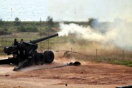 国产加农炮射击视频,精准打击，力证我国军工实力