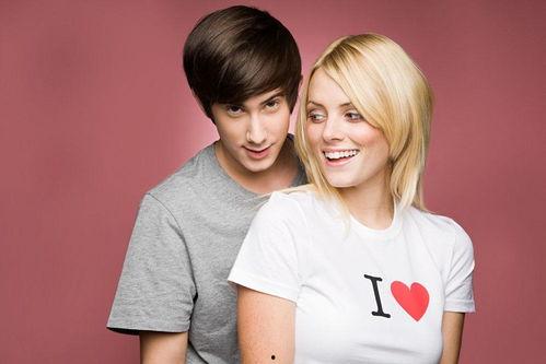 国产夫妇爱爱真实视频,真实情感流露